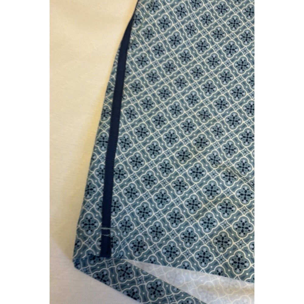 FAIR HARBOR Swim Trunks Men 36 Blue Geometric Lined 6" Shorts Pockets Beach Surf - Picture 7 of 13